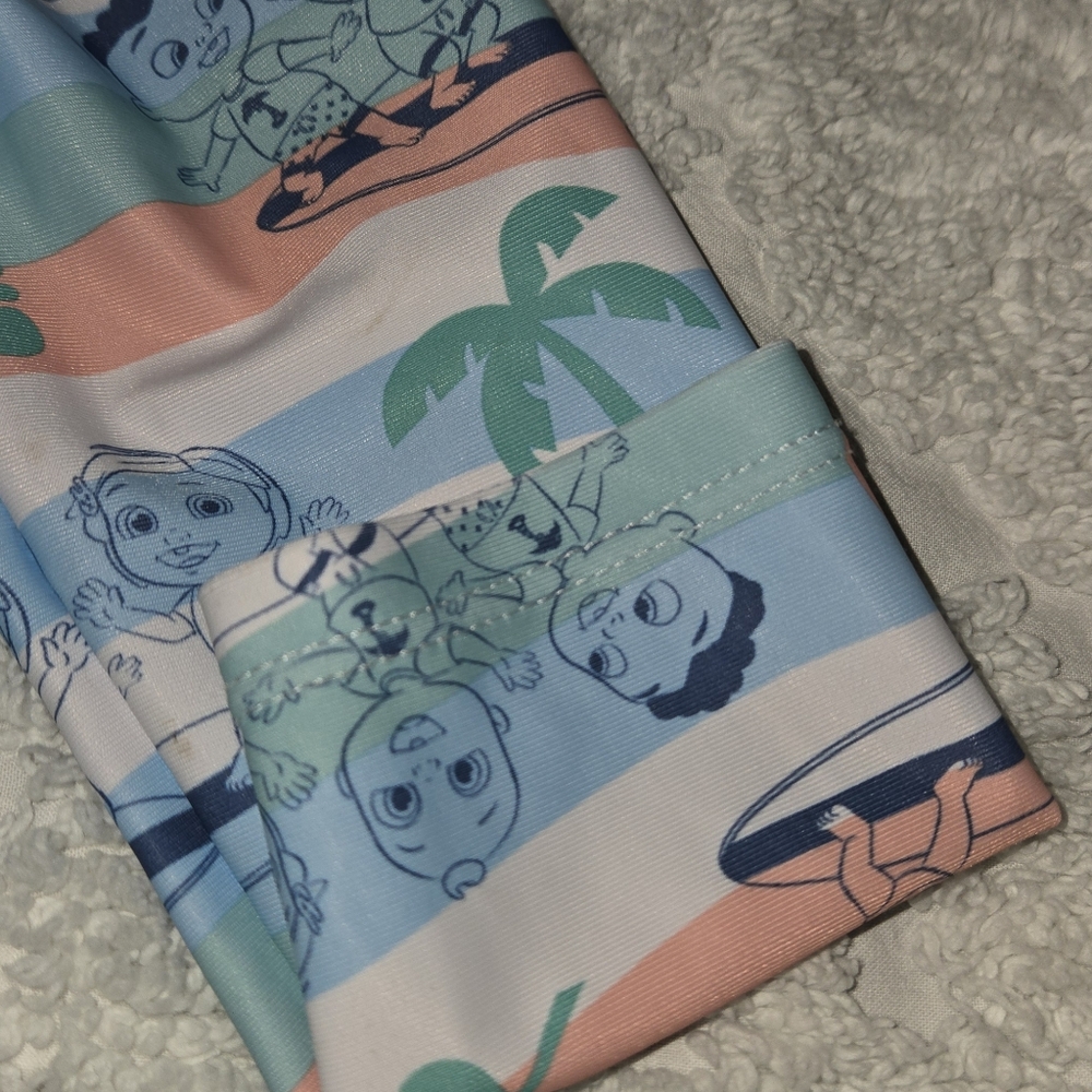 CoComelon 2 Piece Girl's Swim Set Long Sleeve Cut Out In Back Size 2T - Picture 9 of 13